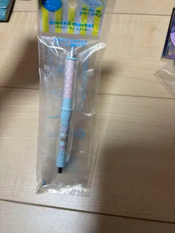 새상품 산리오 키키라라 2011 닥터 그립 샤프