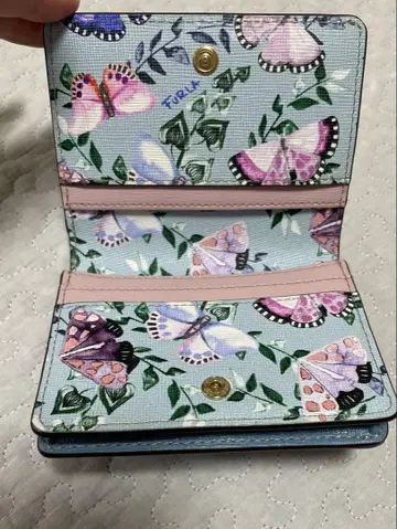 훌라 FURLA 두겹 지갑