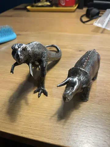 금속 공룡 문진 다이너소어