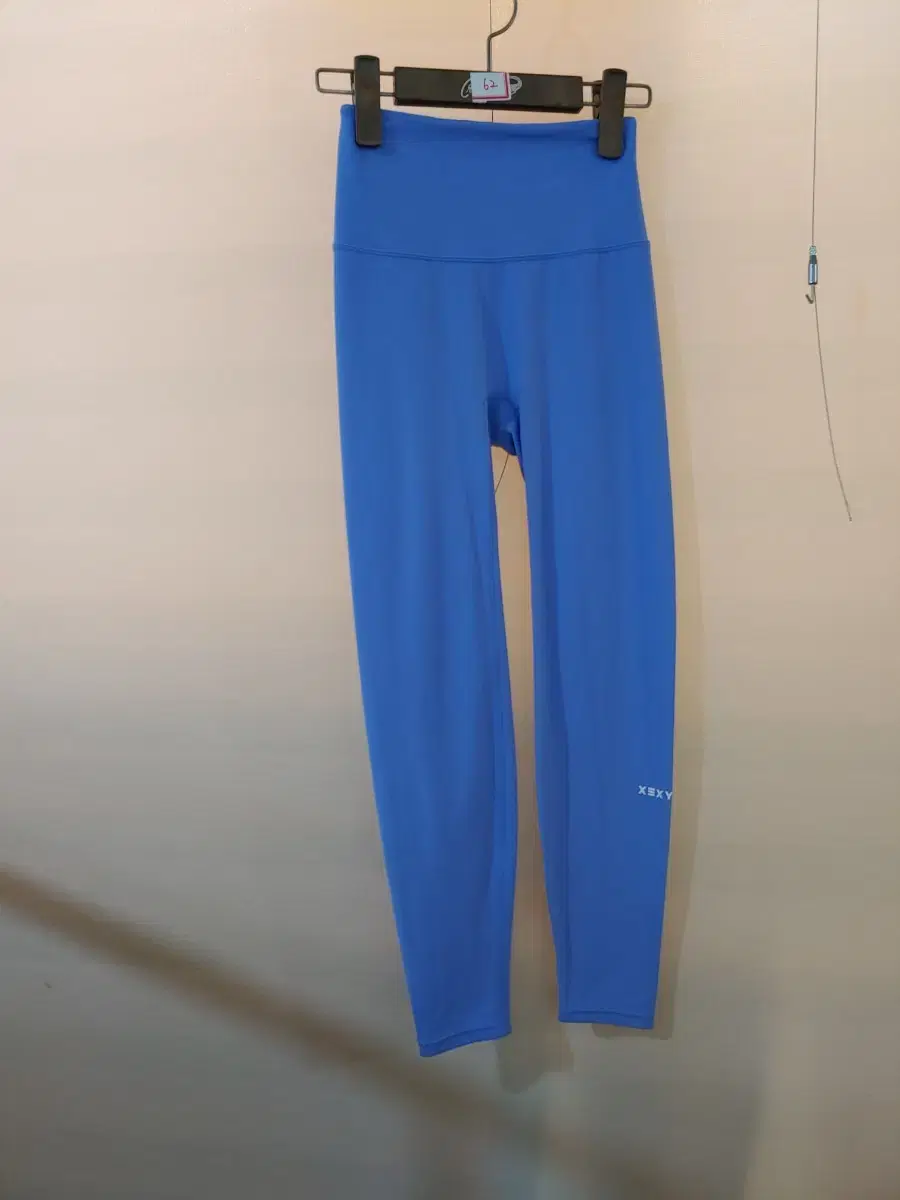 140. 젝시믹스레깅스 M