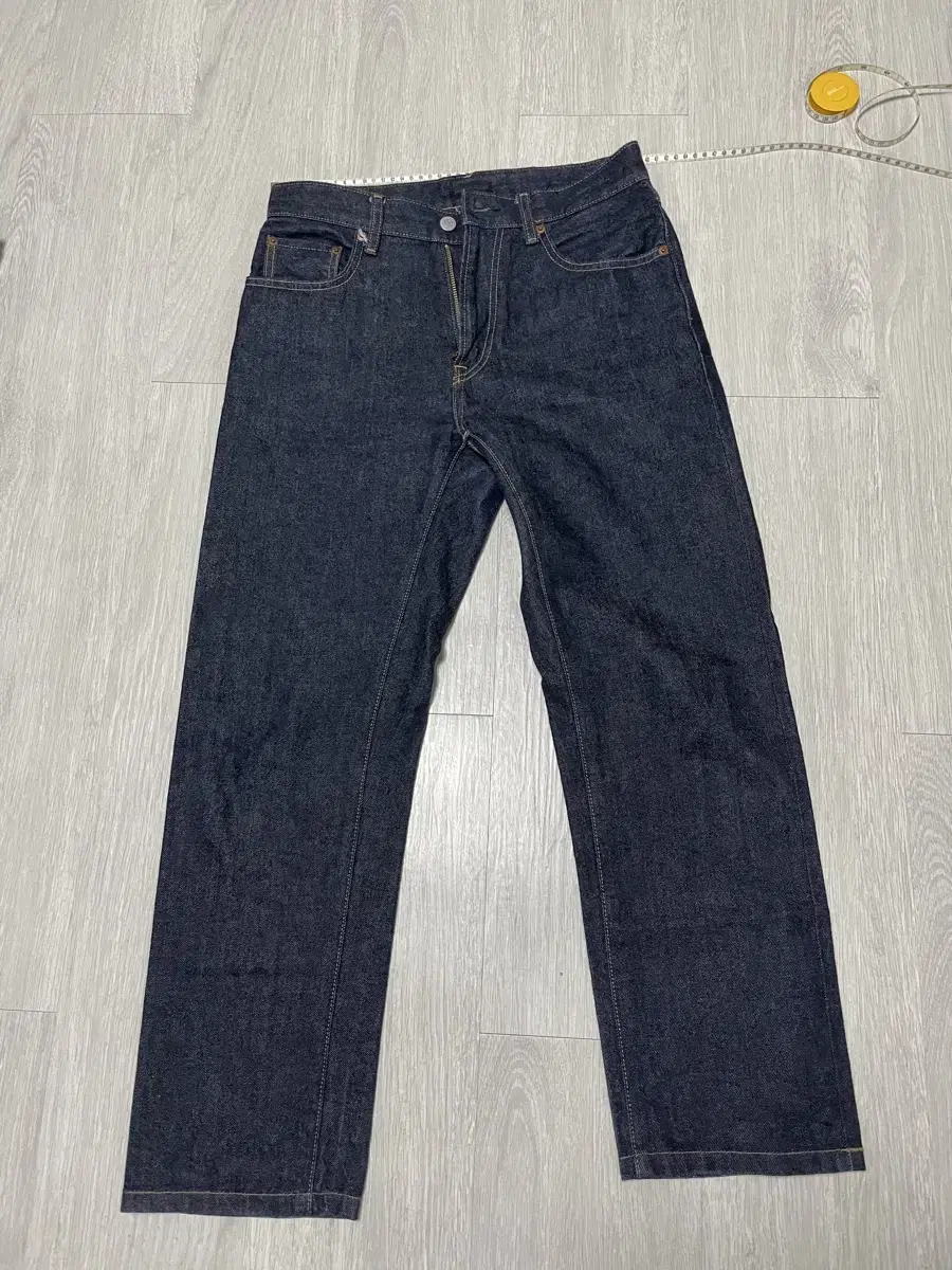 Uniqlo Selvedge Regular Fit Jeans