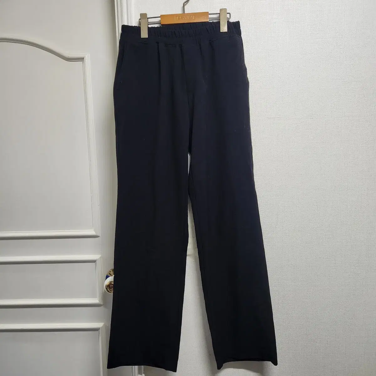 [L] Wholovesart Semi Wide Slacks Pants, Black #A1