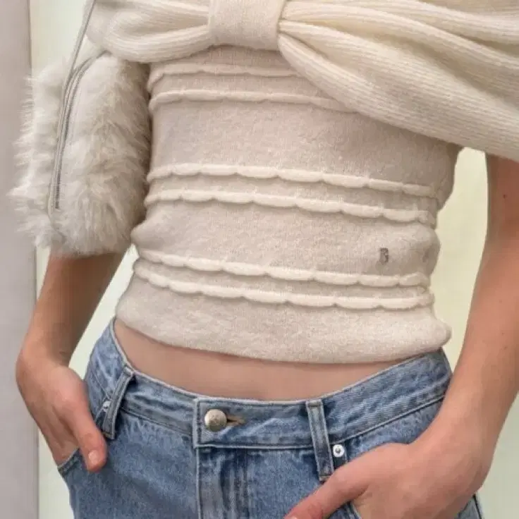 THE BARNNET / inés ribbon strap top