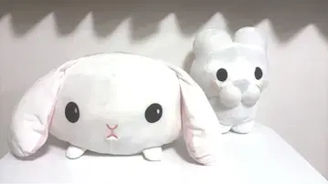 야사우사짱 모치코 푹신한 흰색
