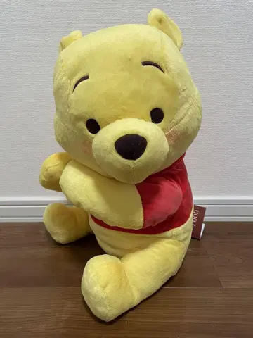 곰돌이 푸 빨간 볼 슈퍼 라지 봉제 인형 가로 포즈