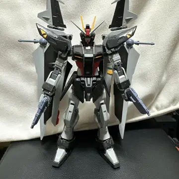 MG 스트라이크 느와르 건담