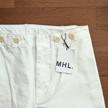 새상품 택 포함 MH CINCHED BACK TROUSER 봄/여름