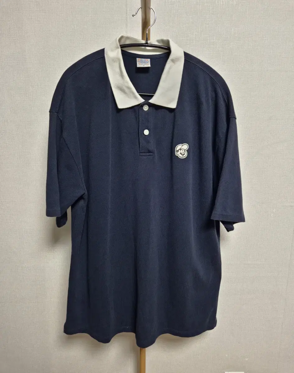 Ebbets Field Two-Tone Collar Short Sleeve Tee