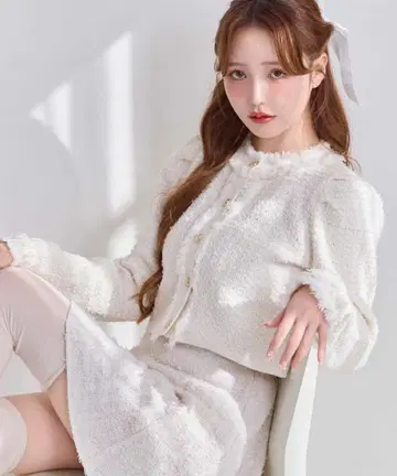 NICE CLAUP 트위드풍 가디건