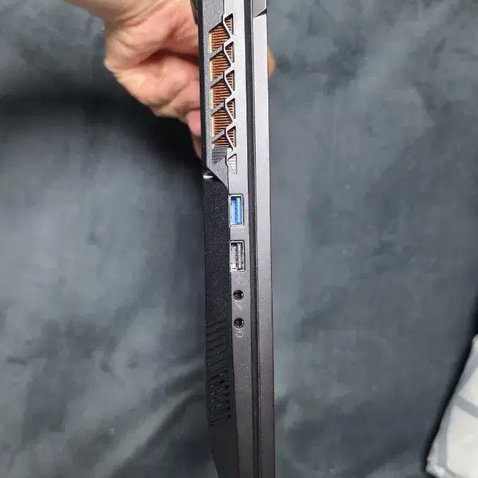 한성컴퓨터 bossmonster GTX73 게이밍노트북