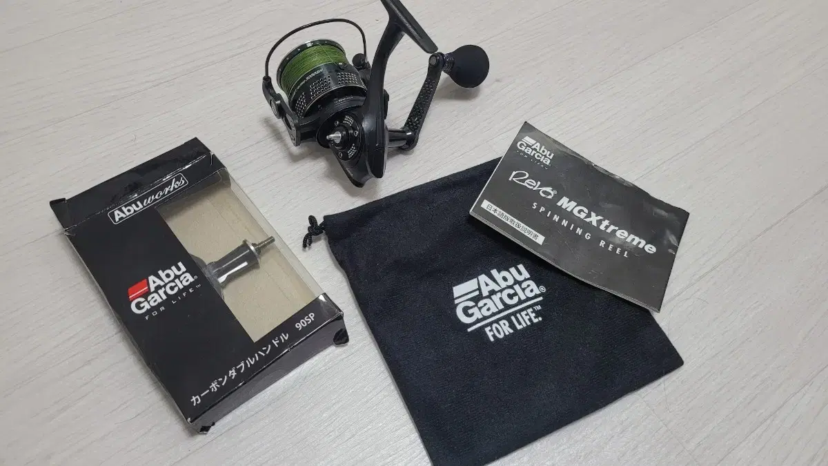 Abu Garcia Revo MG Extreme 3000SH Spinning Reel
