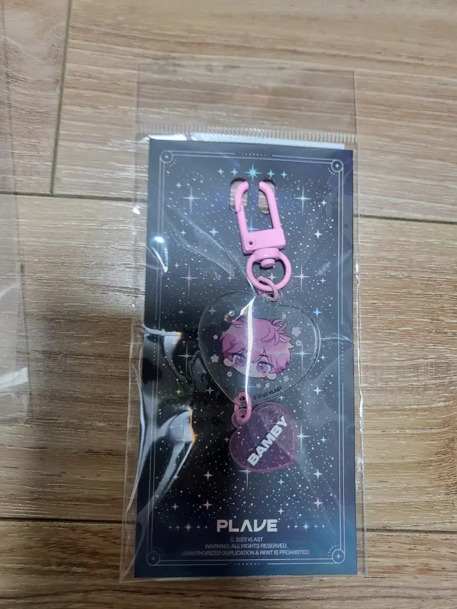 플레이브 밤비 연결 아크릴 키홀더 키링 애플샵 애니플러스 콜라보 카페