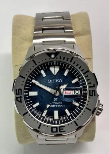 컨디션 최상 SEIKO 자동 시계 세이코 몬스터 SBDY115