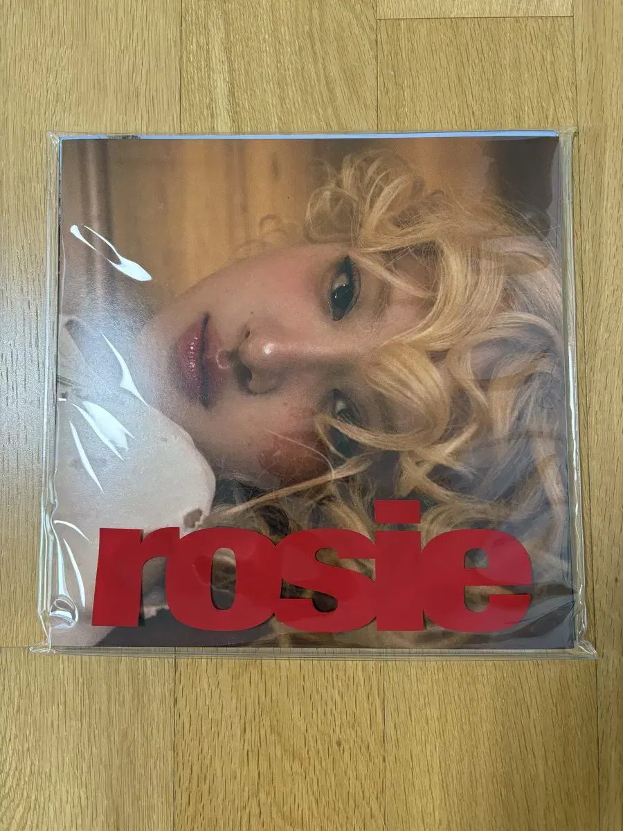 rose ROSE 1st studio album - rosie Retail