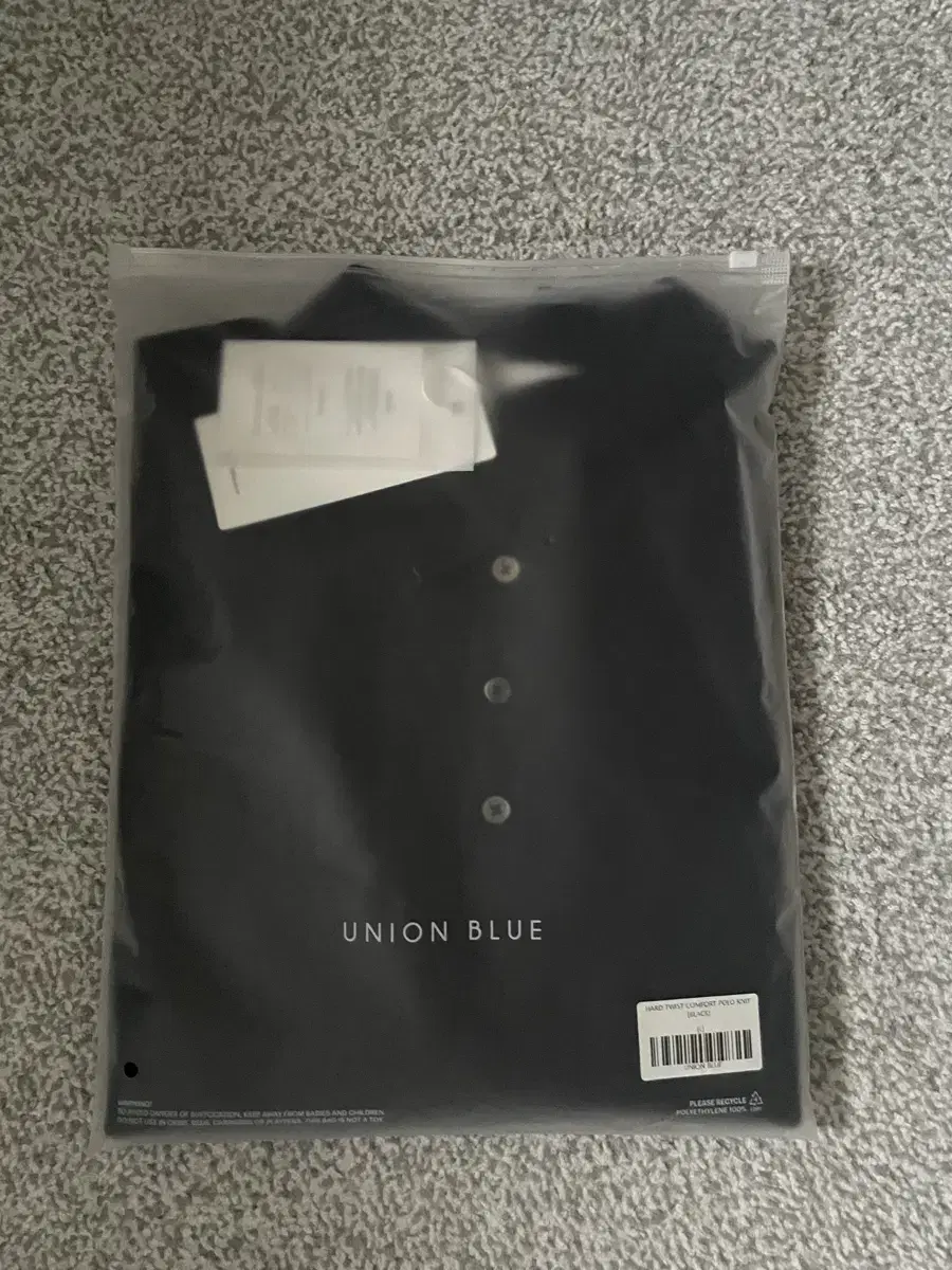 유니온블루 폴로 카라 니트 블랙 L사이즈 새상품 판매합니다.