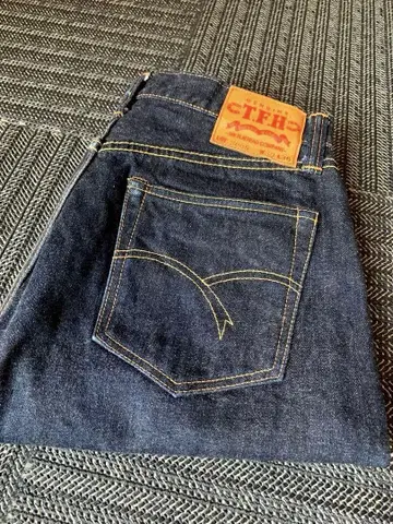 FLATHEAD 플랫 헤드 다크 네이비 셀비치 데님 3005 W30