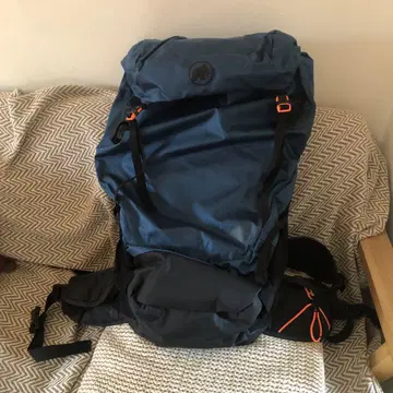 MAMMUT DUCAN 다크 블루 백팩