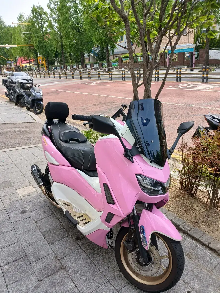nmax 판매/대차 pcx Xmax gsxr 보이져 크루심 r3 cbr