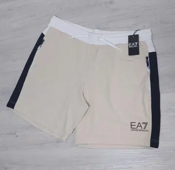 신상품 3XL 사이즈 로고 숏 팬츠 엠포리오 아르마니 EA7