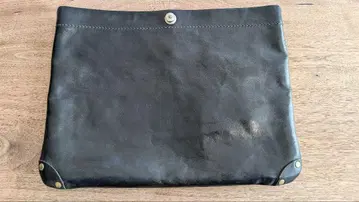 Tochca 에메 베지터블 탄닌 가죽 문서 케이스 블랙