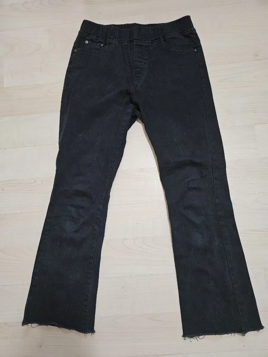 Black Bootcut Jeans M
