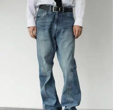 새상품급 레어 사이즈 3 NVRFRGT 3D TWISTED JEANS