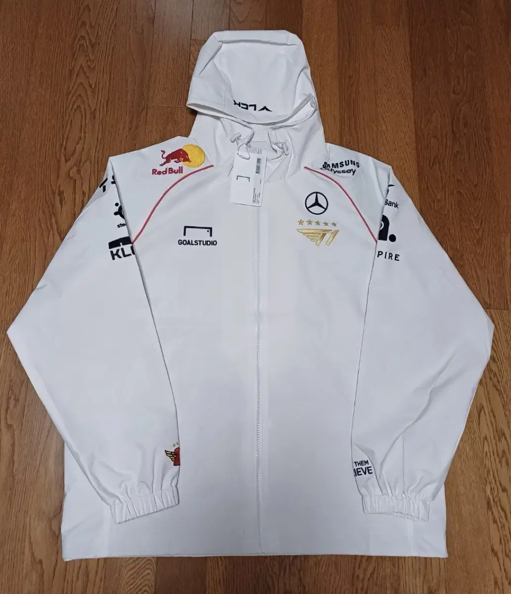 T1 Uniform