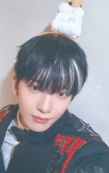 Xikers MAKESTAR VC 민재 트릭키 하우스 워치 아웃 4