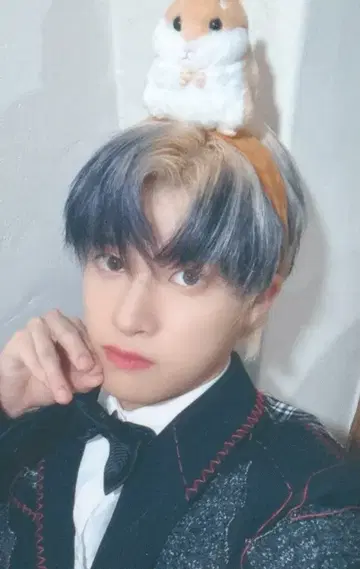 Xikers MAKESTAR VC 준민 트릭키 워치 아웃 4