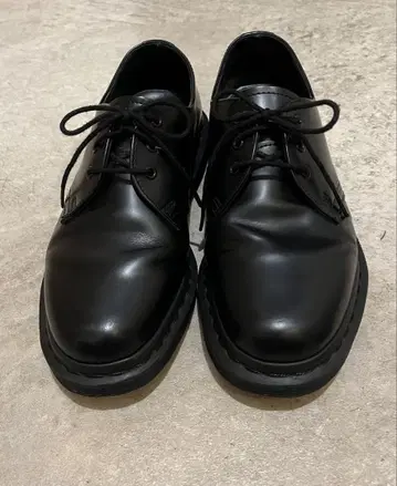Dr.Martens 닥터마틴 3홀 23cm 가죽 신발 가죽 신발