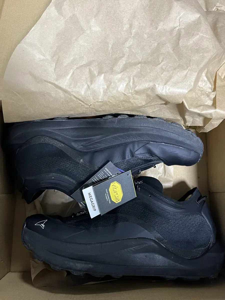 Roa Hiking Sella All Black (Size 44/280)