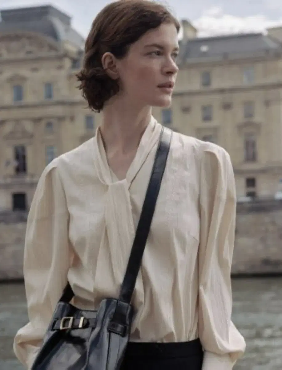 lew Tie Puff Blouse Cream S