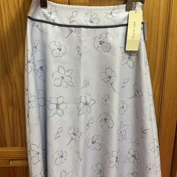 꽃무늬 스커트 Debut de Fiore