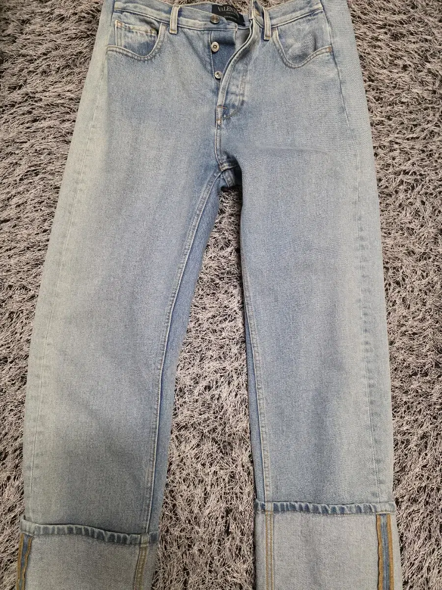 Valentino denim jeans size 31