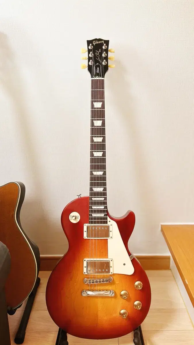 깁슨 레스폴 트리뷰트 Gibson Les Paul Tribute