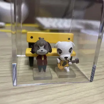 동물의 숲 레트로 피규어
