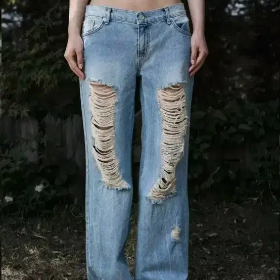 BOHEMIAN SEOUL | 보헤미안서울 Bohemian Seoul Snow Washed Leg