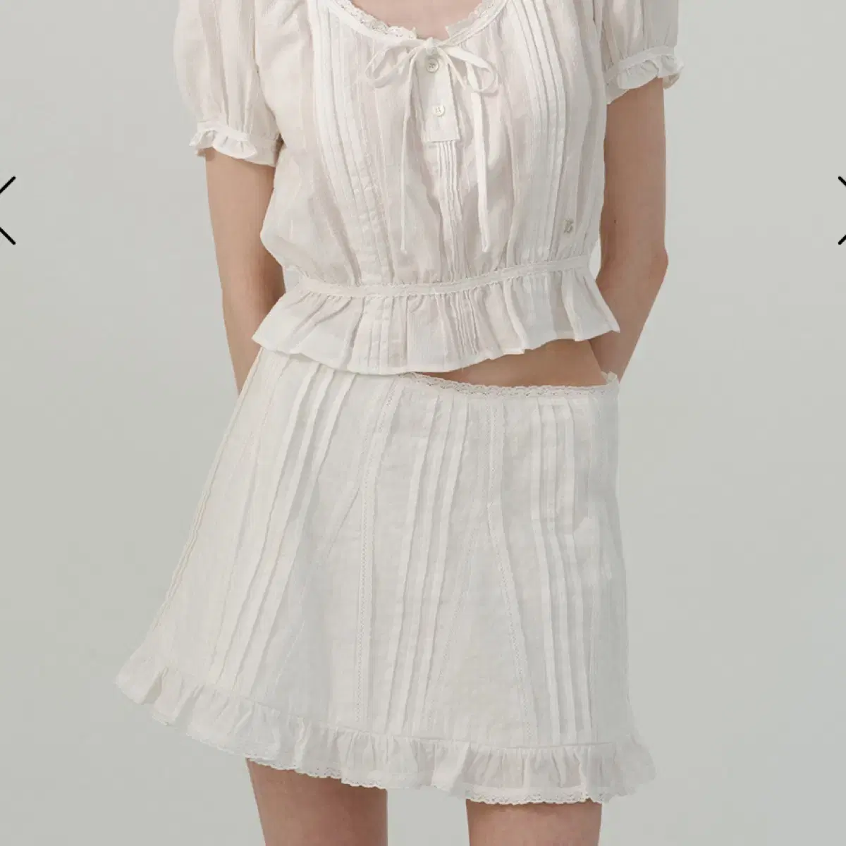 【THE BARNNET】 Lignes Lace Mini Skirt The Barnnet Lignes Lace Mini Skirt size M skirt on Bunjang