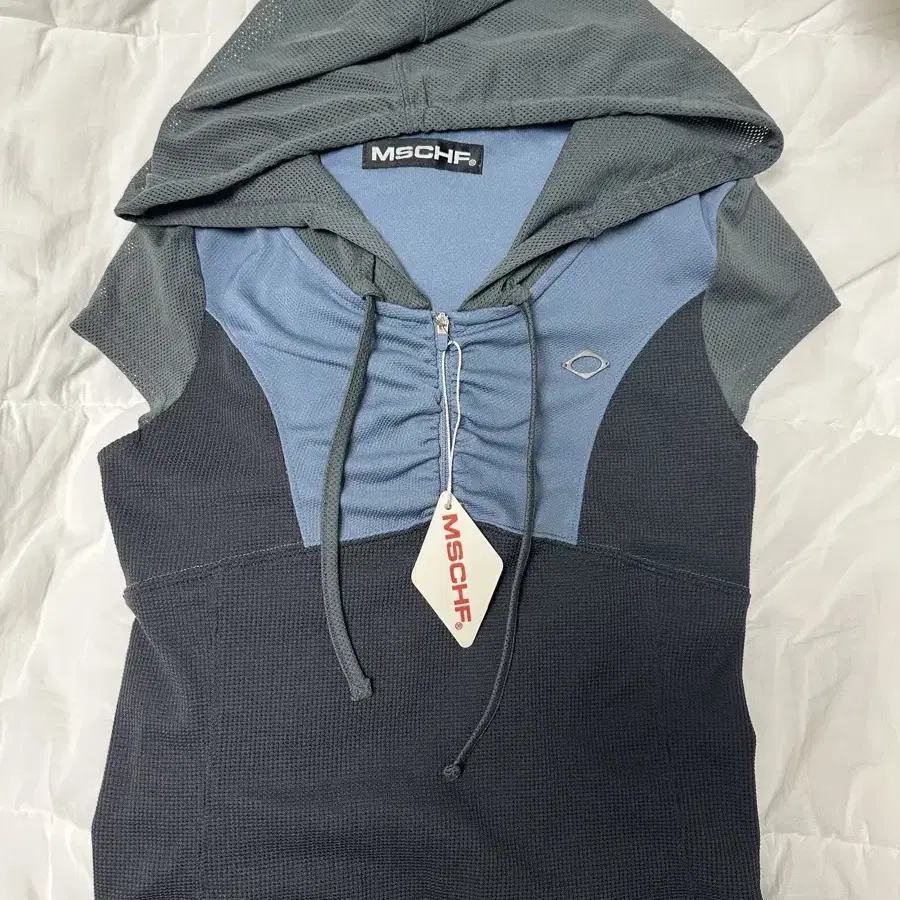 トップス MSCHF HOODED TRACK HALF ZIP-UP ☆MSCHF☆HOODED TRACK HALF ZIP-UP (MISCHIEF/パーカー