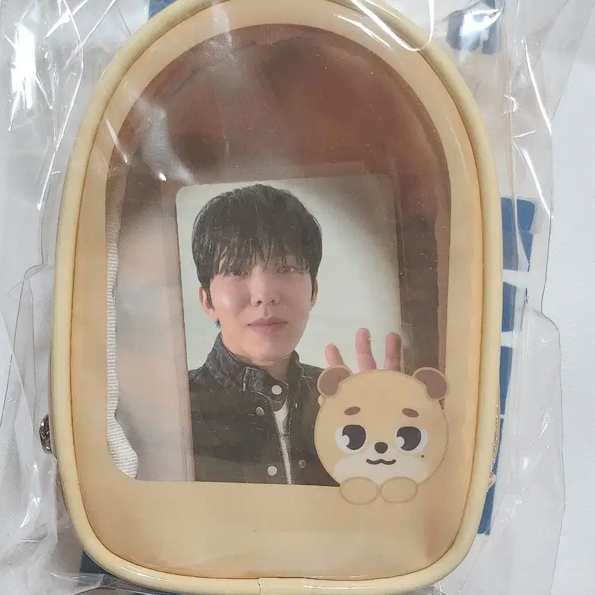 Shop DAY6콘서트 on Bunjang Global Site - No more Korean account!