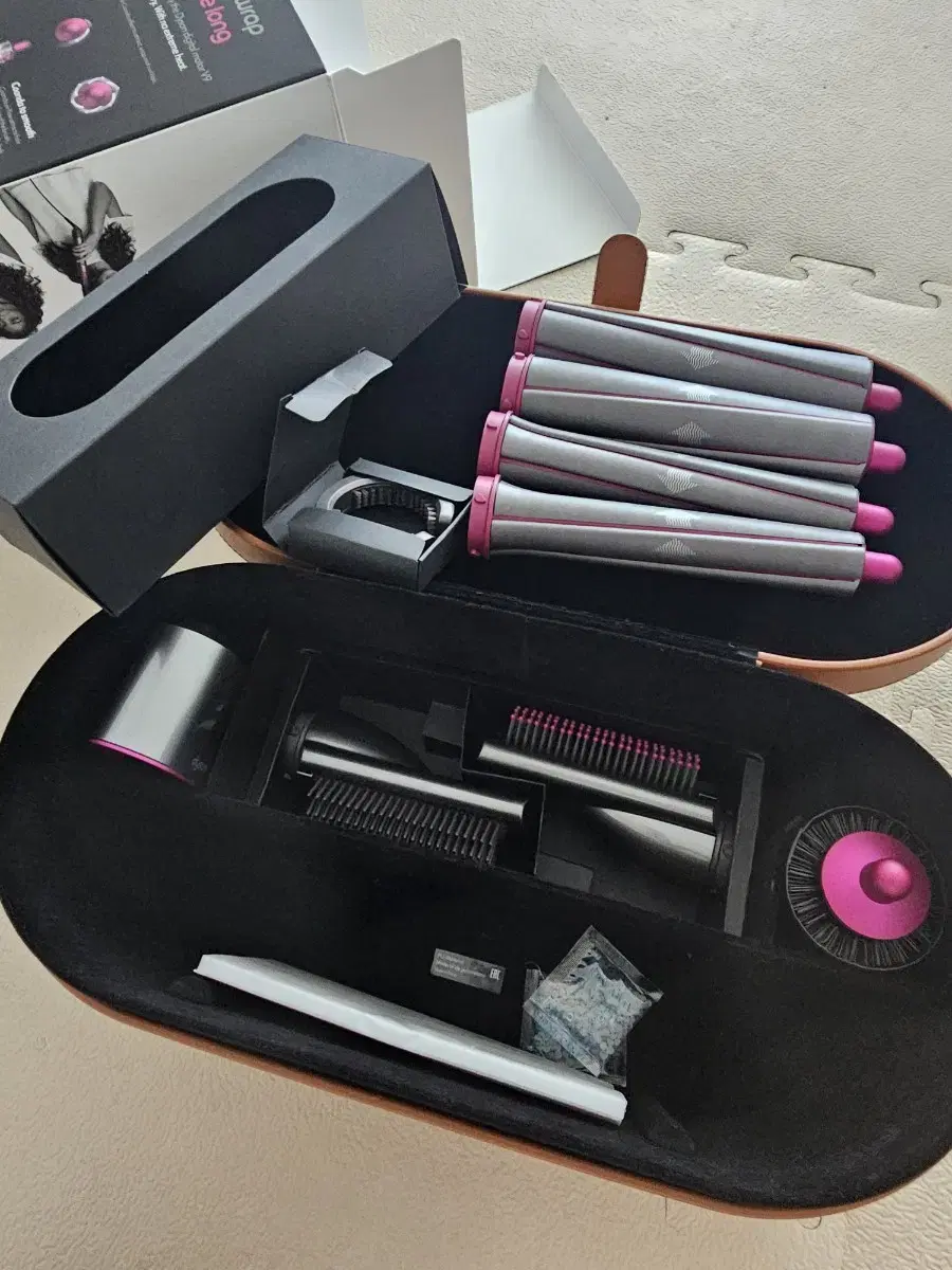 Dyson Airwrap Long Barrel and Brush