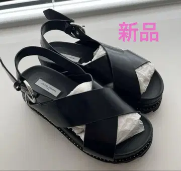 유나이티드 애로우즈 크로스 샌들