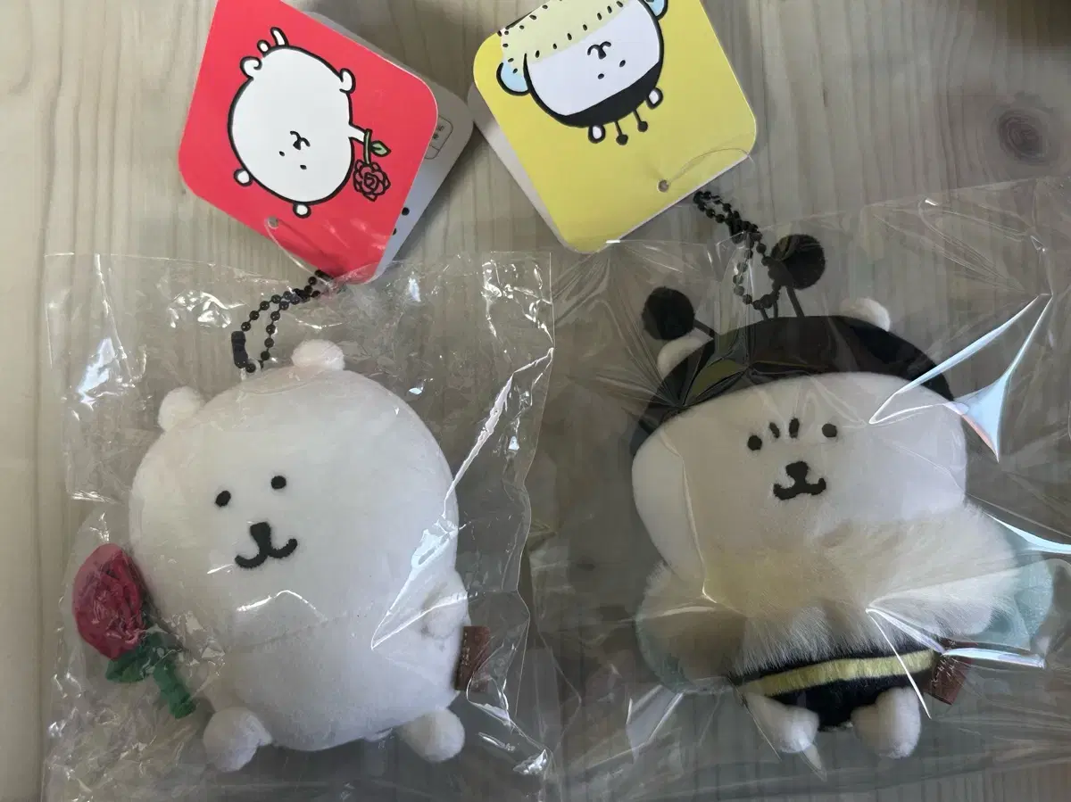 농담곰 꿀벌, 로즈 장미 마스코트