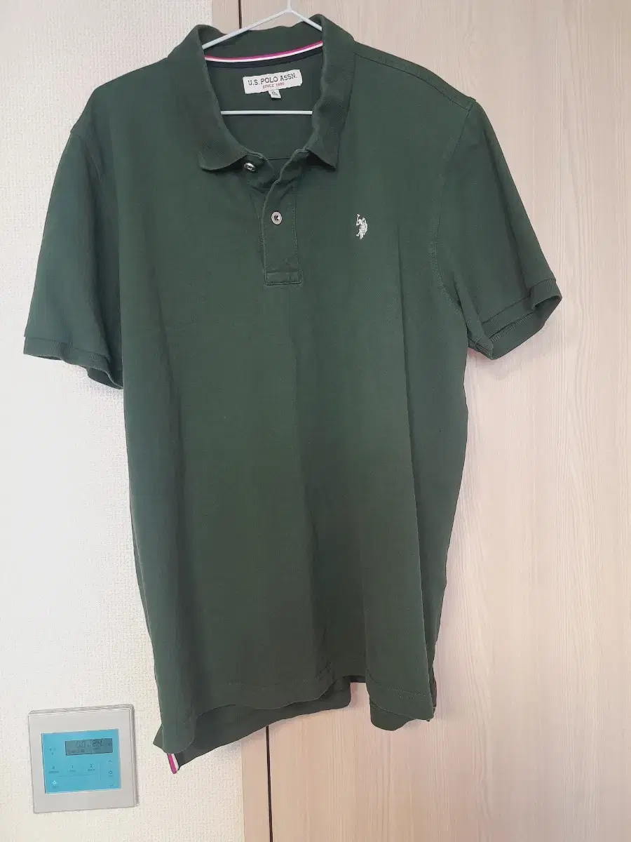 Polo Collar T-shirt 105
