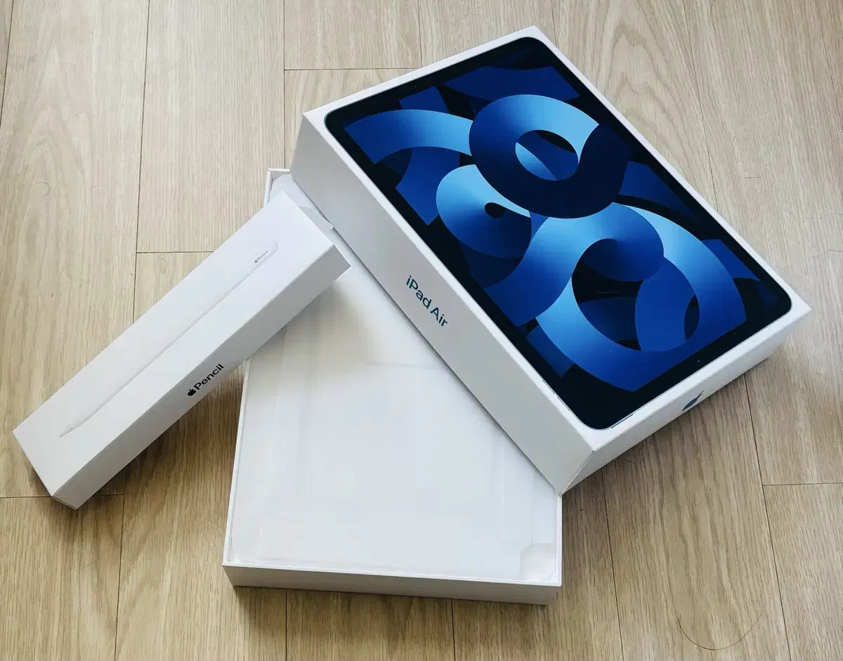 아이패드 에어5 블루 M1 256GB 셀룰러 팝니다.