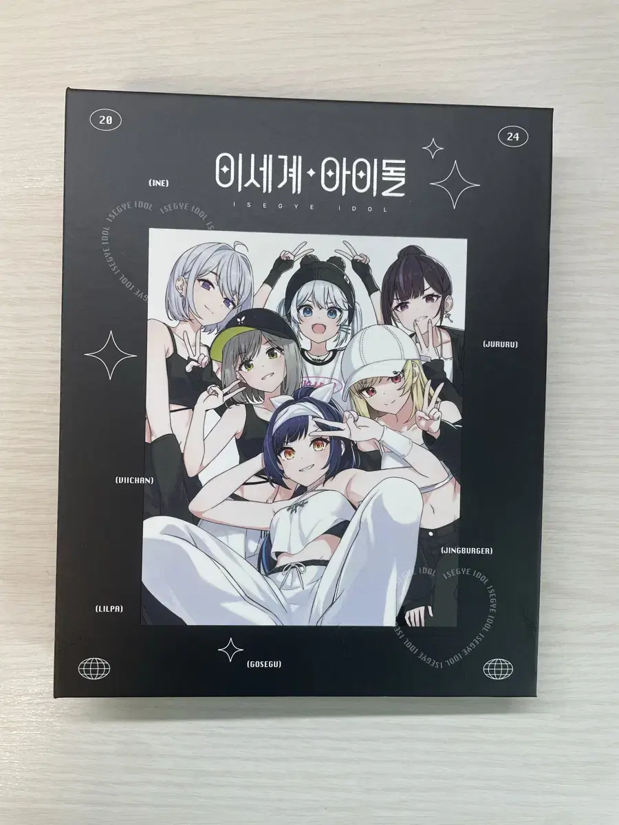 이세계아이돌 이세돌 바인더북+포카 및 기타 굿즈