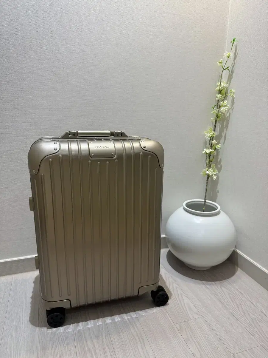 Rimowa Original Cabin Titanium Gold Color