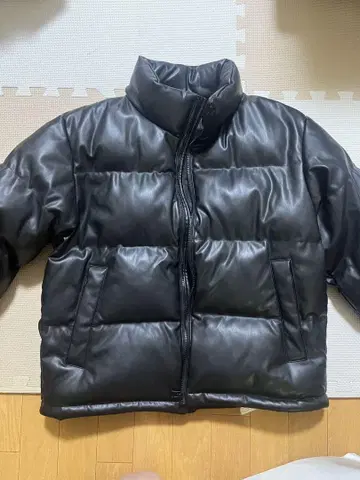 지유 히트 패딩 인조 가죽 블루종