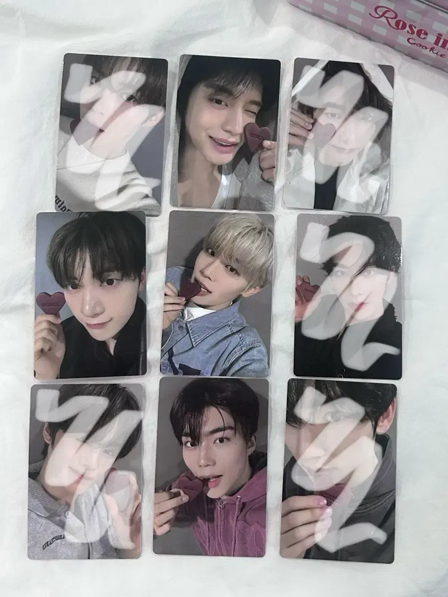 제베원 쿠키 틴케이스 분철 지웅 하오 매튜 태래