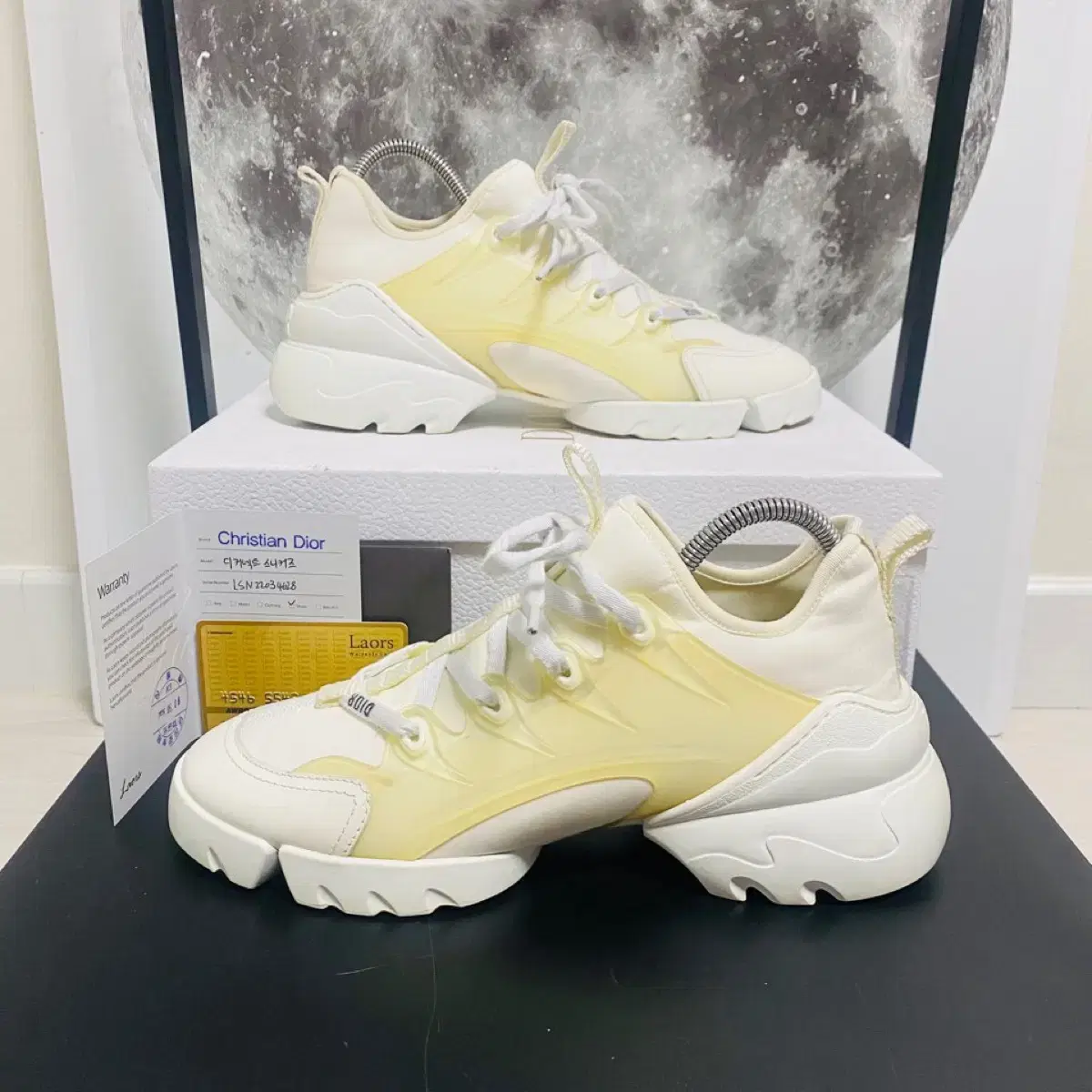 Authentic 38) Dior D-Connect White Fabric Sneakers 240~245